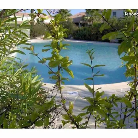 Сasa de vacaciones La Maison Du Clos *